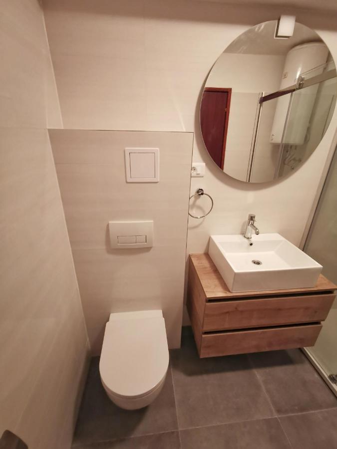 Studio Apartment Zen สปลิท ภายนอก รูปภาพ